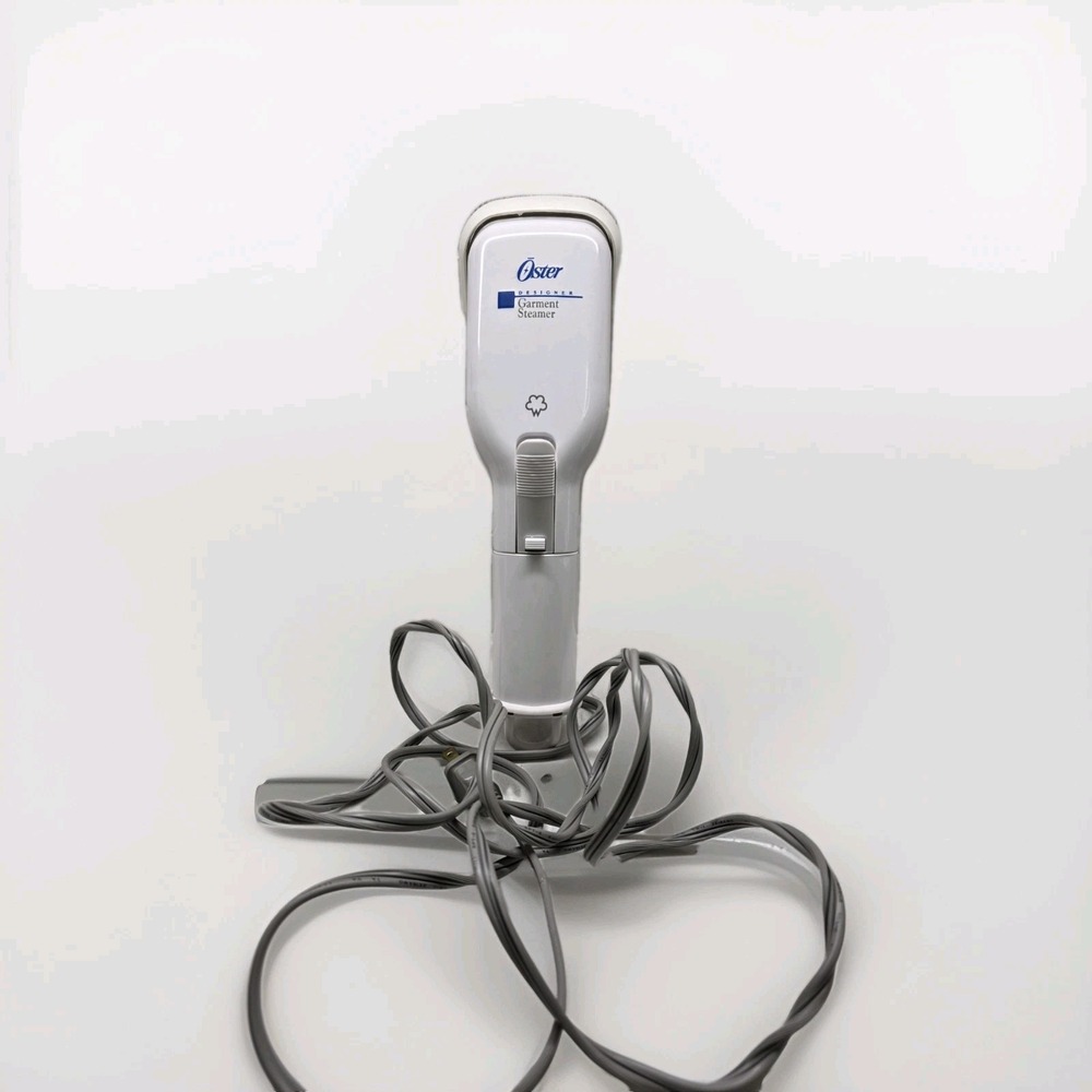 Oster/ Sunbeam Designer Handheld Garment Steamer with Lint Removal Pad